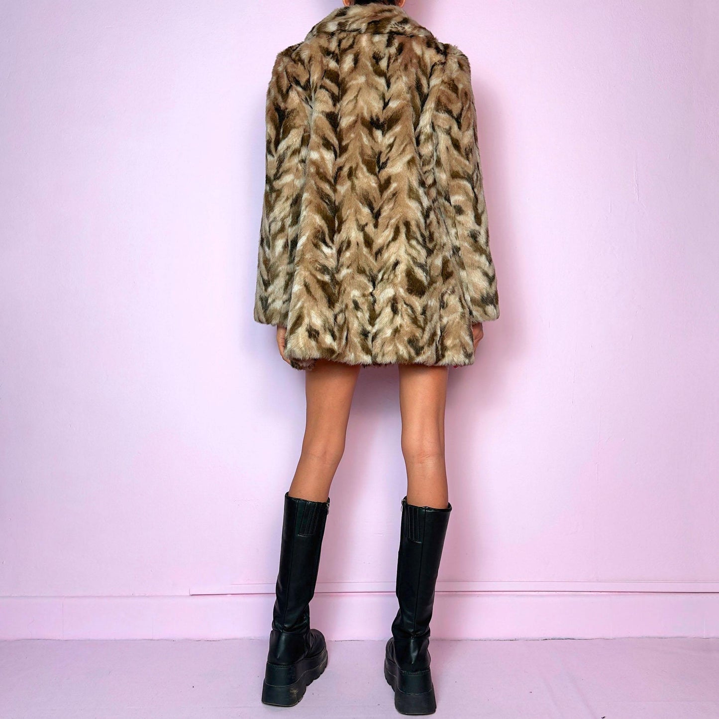 Vintage 90s Brown Chevron Faux Fur Coat - Size M