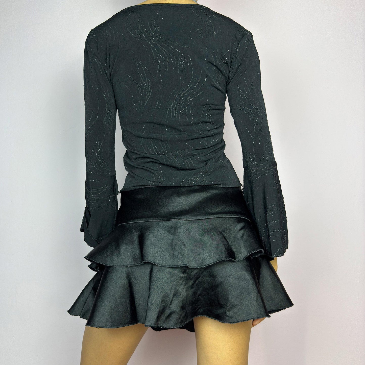 Vintage Y2K Black Ruffle Layered Satin Mini Skirt – Size M