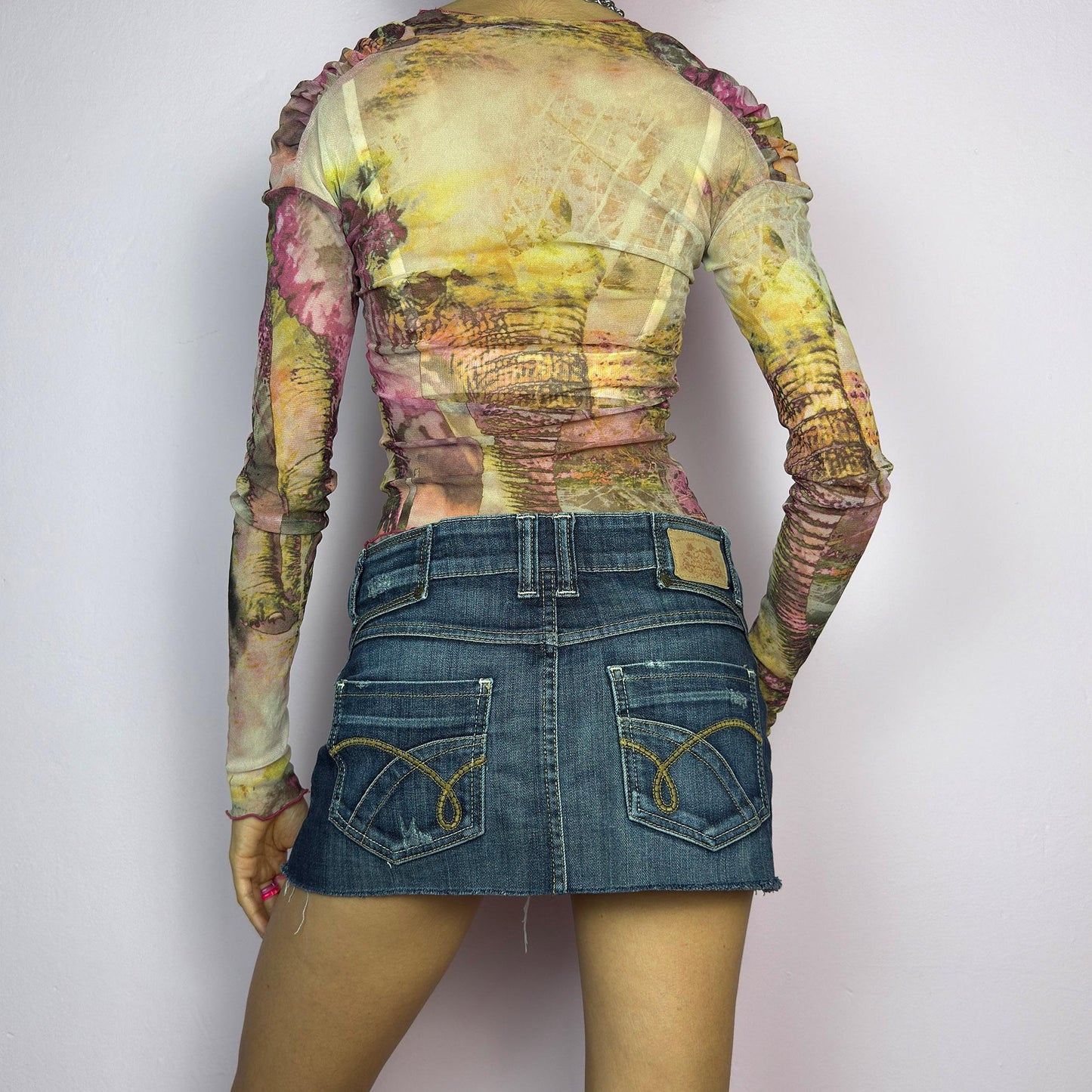 Vintage Y2K Low Rise Mini Dark Denim Skirt – Size S