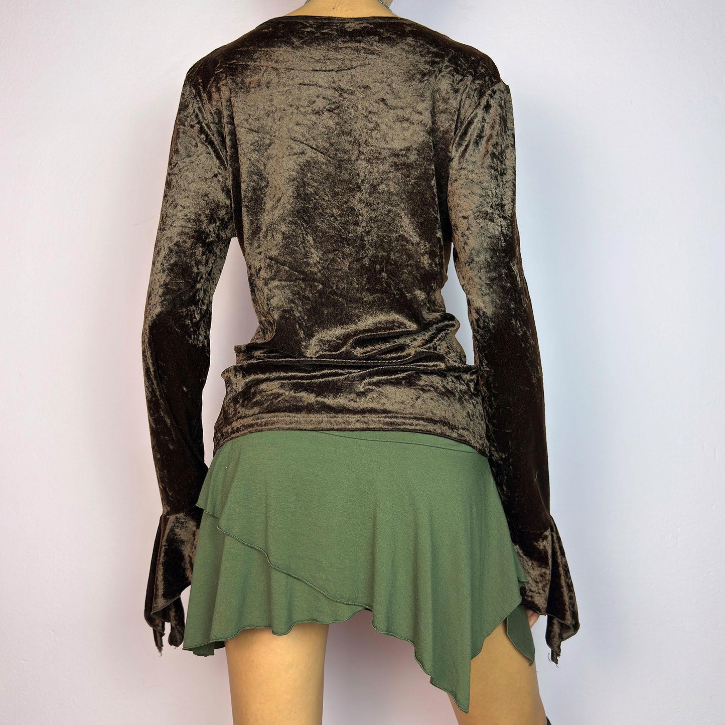 Vintage 90s Brown Velvet Bell Sleeve Top – Size L