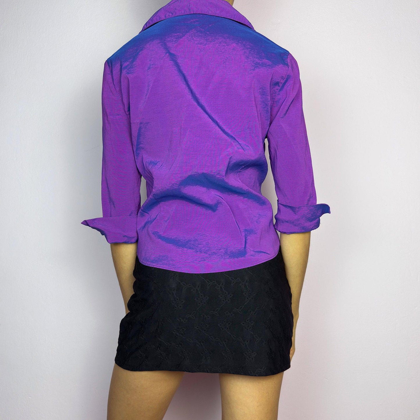 Vintage Y2K Purple Iridescent Shimmer Button Up Blouse – Size M