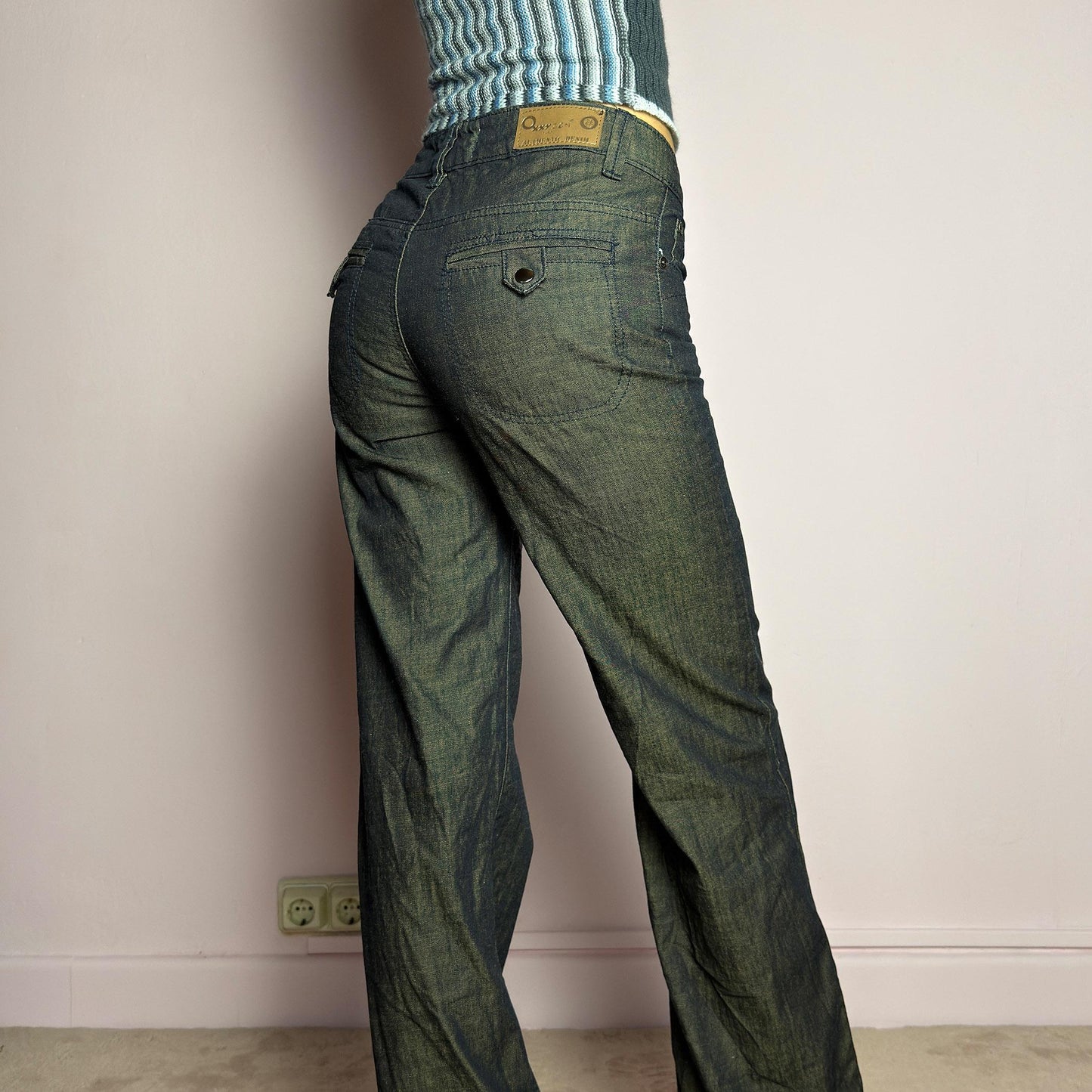 Vintage Y2K Dark Rust High Waisted Wide Jeans – Size XS