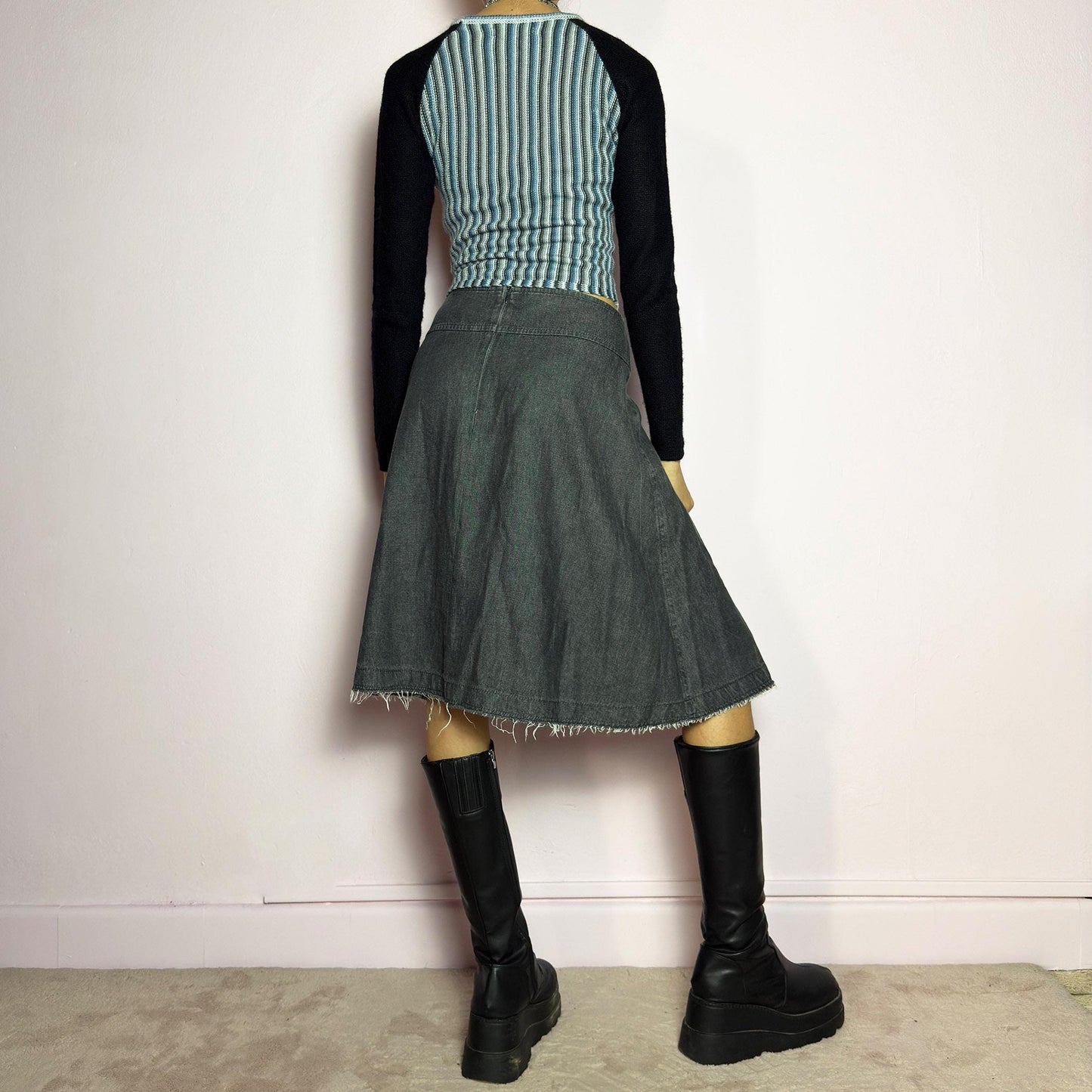 Vintage Y2K Frayed Denim Gray Midi Skirt – Size L