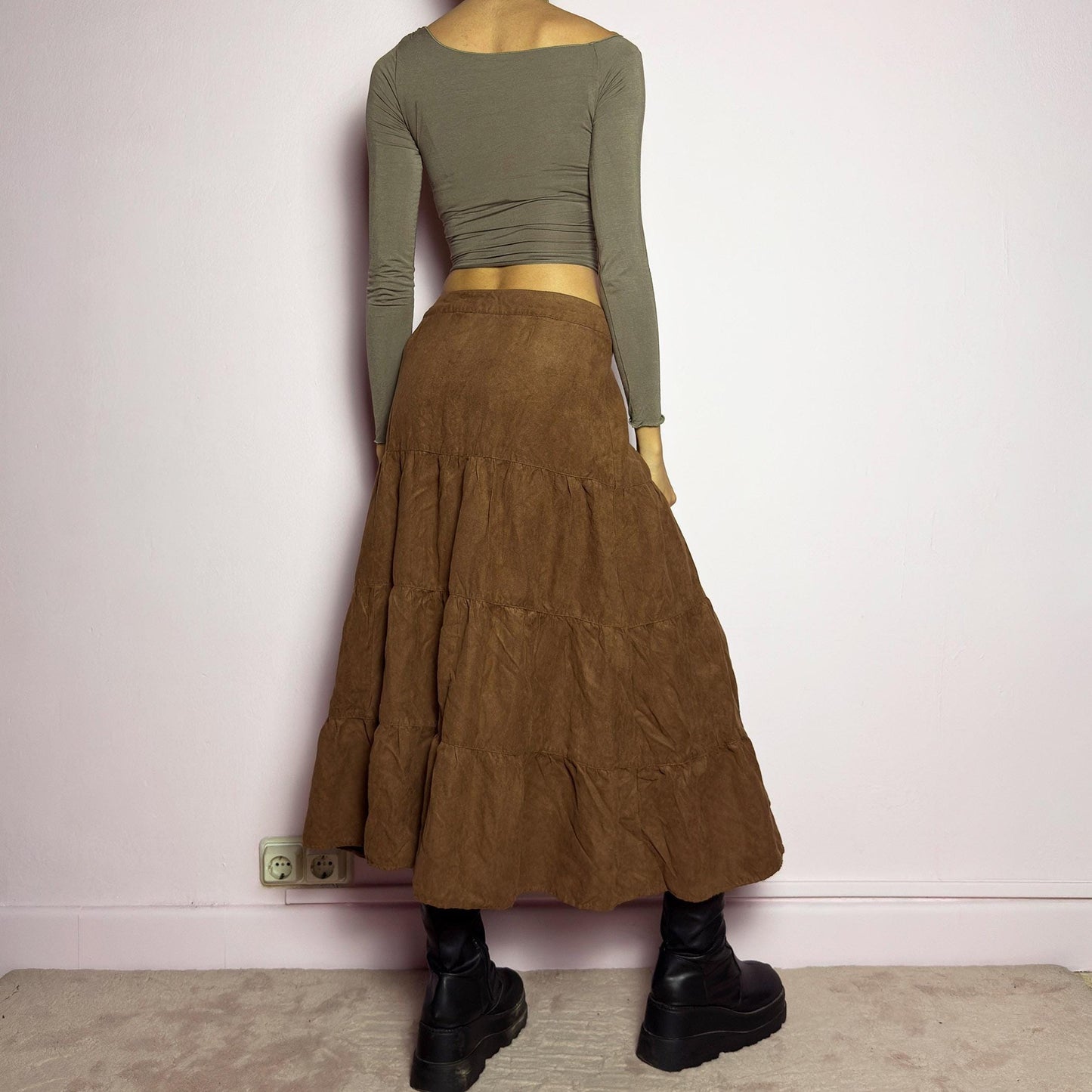 Vintage Y2K Tiered Brown Faux Suede Midi Skirt – Size M