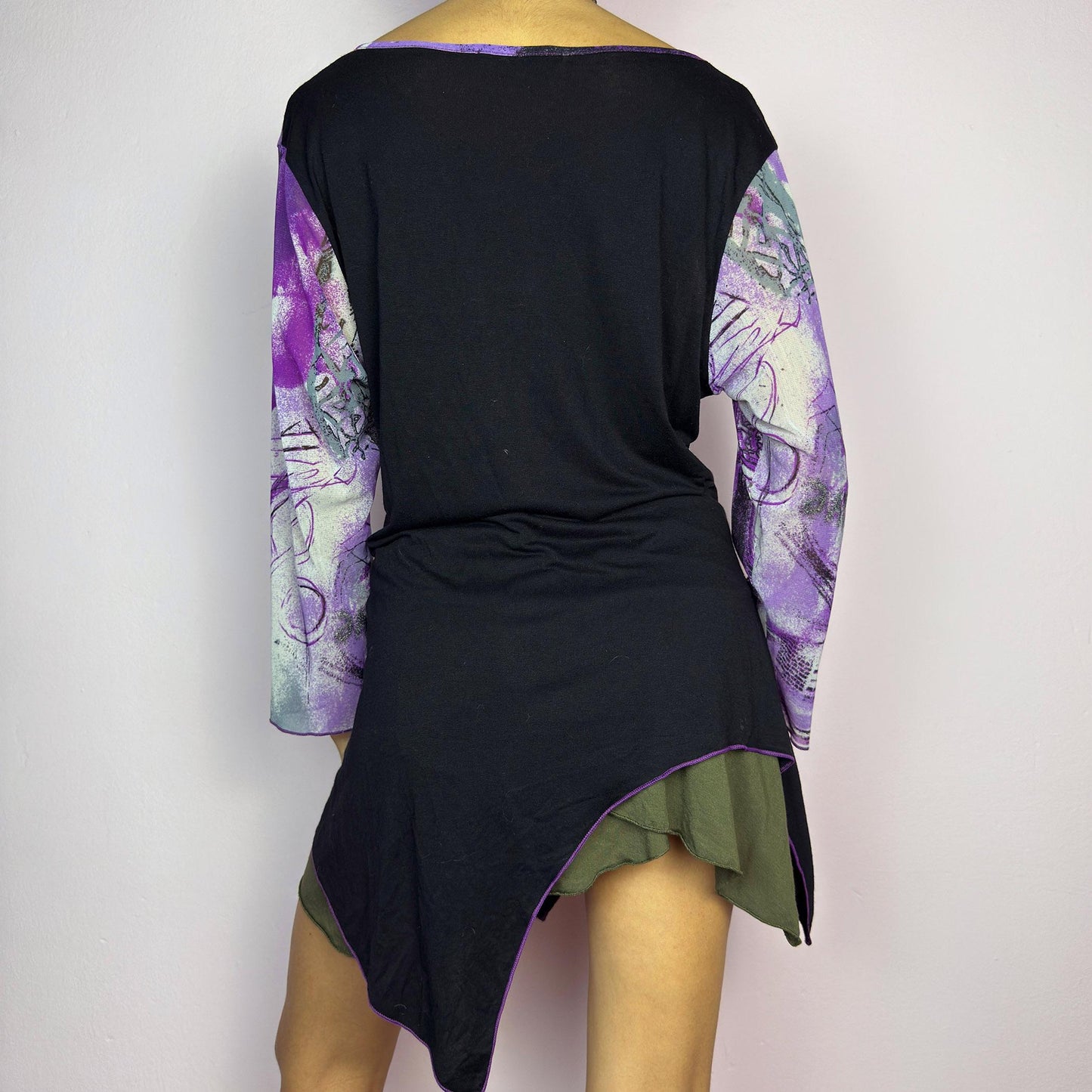 Vintage Y2K Asymmetric Graphic Mesh Top – Size XL