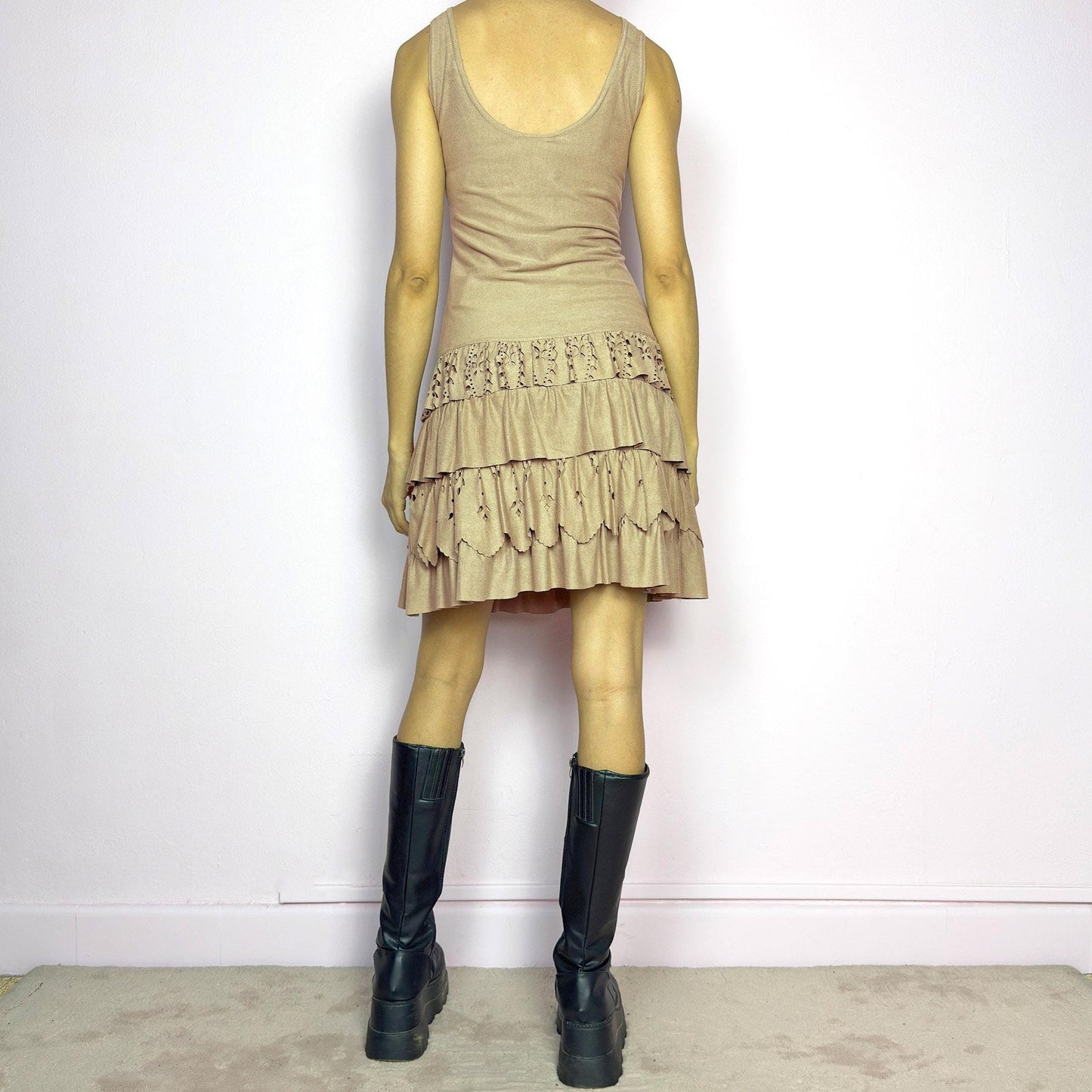 Vintage Y2K Beige Tiered Ruffle Corset Mini Dress – Size M