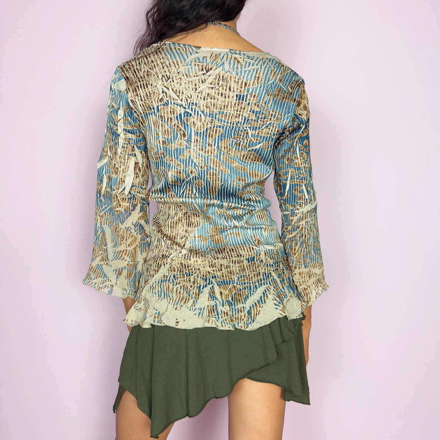 Vintage Y2K Beige Abstract Ruffle Hem Bell Sleeve Crinkled Top – Size M