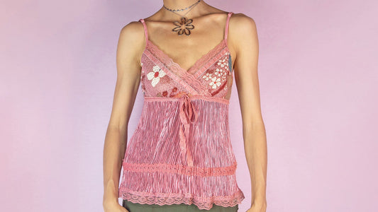 Vintage pink pleated cami top with lace trim and bow tie detail – delicate boho chic summer fashion.