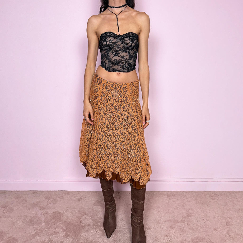 Vintage 2000s romantic fairycore orange brown lace midi skirt with a layered flared silhouette and soft ruffle hem. Features delicate white beaded details throughout and a side zip closure, no stretch. Can be worn high waisted for size M or mid to low rise for XS/S. Perfect for spring summer events. Great vintage condition.