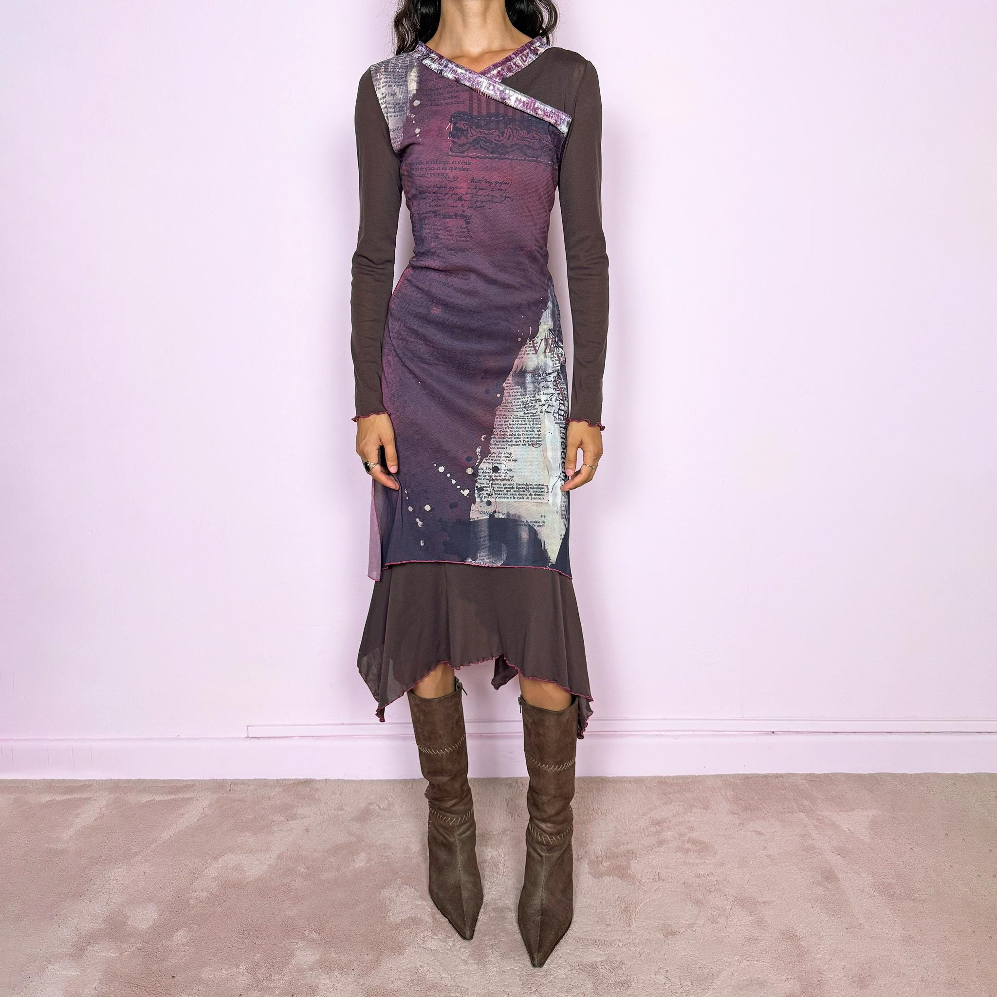 Vintage 2000s avant-garde stretchy mesh dress featuring an abstract layered graphic print in purple and cream tones, with contrasting brown semi-sheer long sleeves, asymmetric neckline detailing, and a dramatic irregular layered hem. The deconstructed style has a distinctly Y2K art-to-wear feel. Made in France by a French brand from polyamide and polyester. Excellent vintage condition.