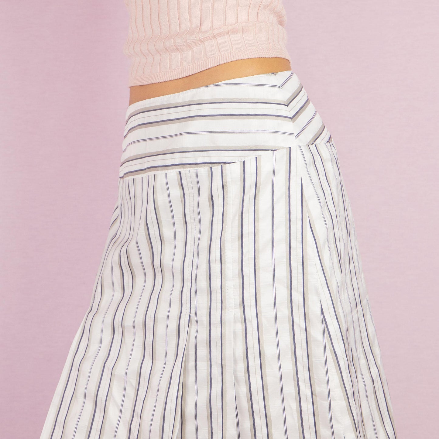 Vintage 90s White Pinstripe Pleated Midi Skirt - Size S