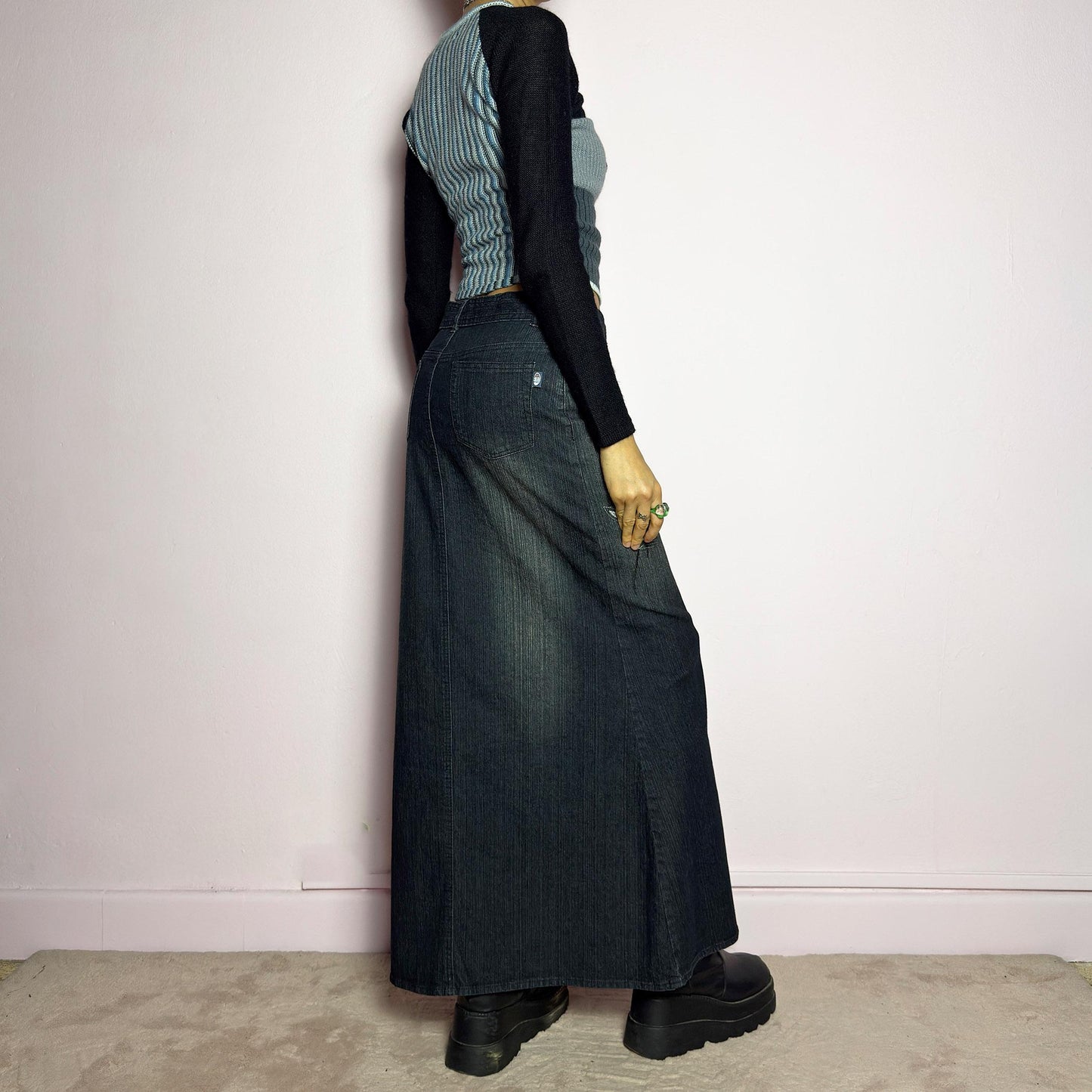 Vintage Y2K Black Dark Denim Belted Maxi Skirt – Size XS