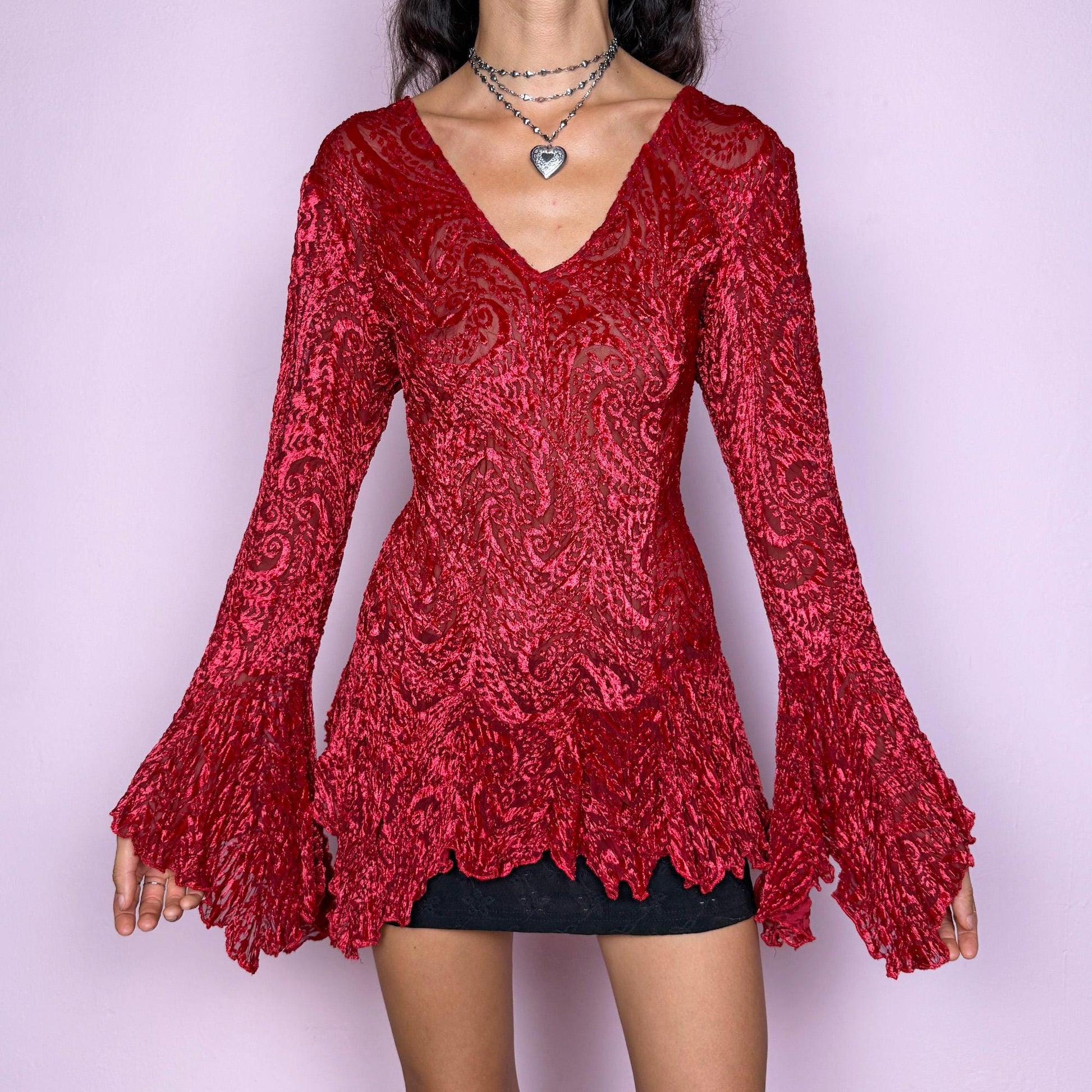 Vintage Y2K Red Velvet Devore Burnout Asymmetric Bell Sleeve Top – Siz –  Wanda Core