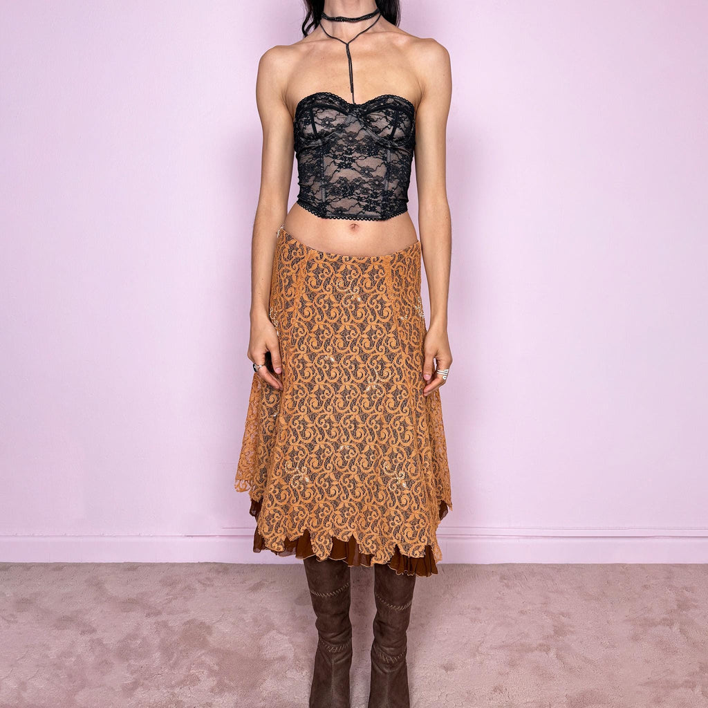 Vintage 2000s romantic fairycore orange brown lace midi skirt with a layered flared silhouette and soft ruffle hem. Features delicate white beaded details throughout and a side zip closure, no stretch. Can be worn high waisted for size M or mid to low rise for XS/S. Perfect for spring summer events. Great vintage condition.