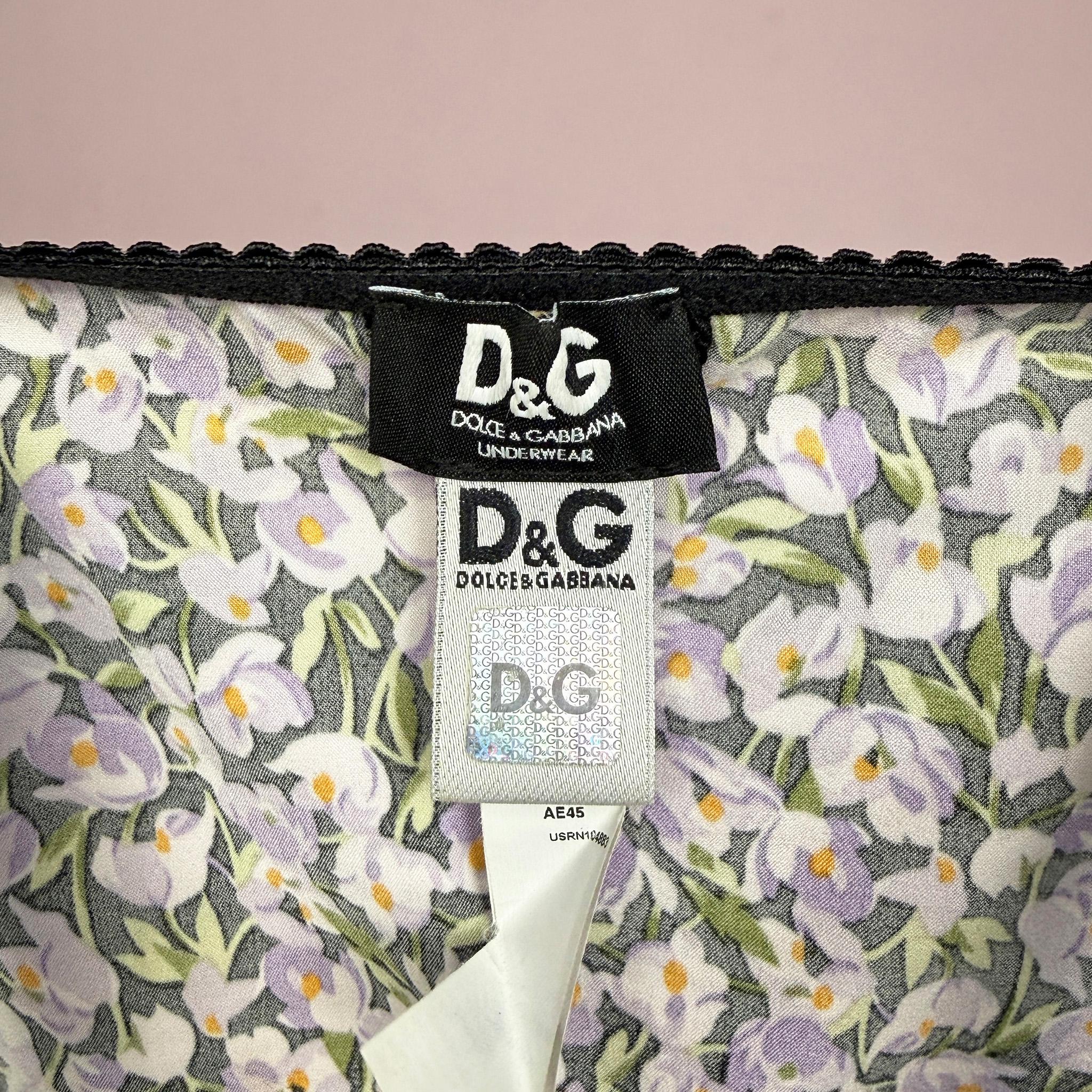Vintage Y2K Cami Top Dolce Gabbana D&G Floral Designer Coquette 2000s Size XS